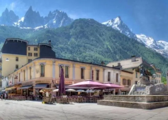 Du Brevent - Village Chamonix