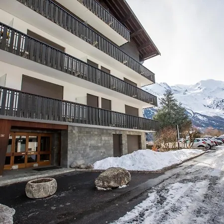 Du Brevent - Village * Chamonix